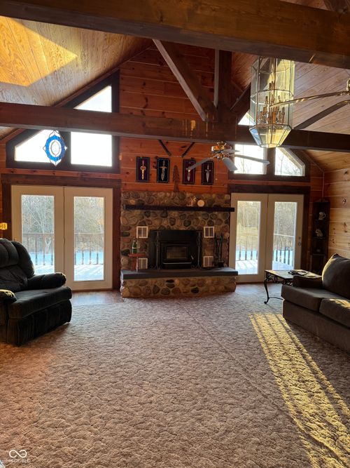 4010 N Newbern Rd, Columbus, IN, 47203-9623 | Card Image