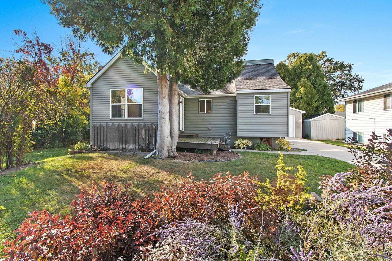 Perkins Ave, Green Bay, WI 54303
