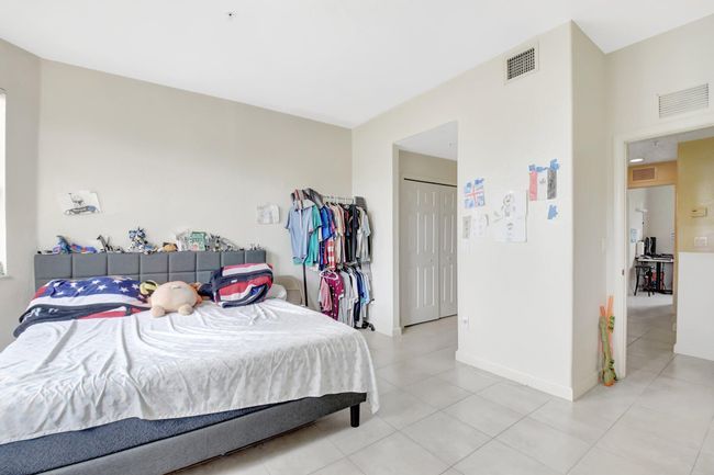 1910 Shoma Dr, Condo with 3 bedrooms, 4 bathrooms and null parking in Royal Palm Beach FL | Image 36