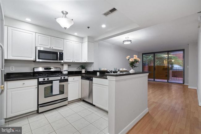 1-103 - 1050 N Taylor St, Condo with 1 bedrooms, 1 bathrooms and null parking in ARLINGTON VA | Image 9