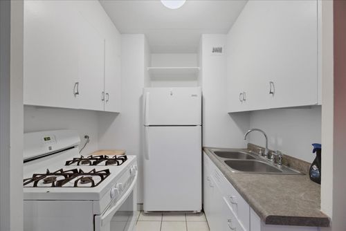 apt-1sw-7206 Oak Ave, River Forest, IL, 60305-1980 | Card Image