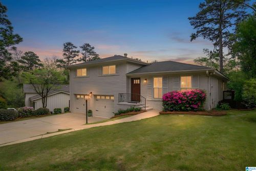 1609 Wellington View Rd, Homewood, AL, 35209-5553 | Card Image