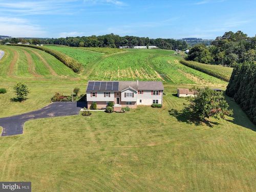 121 Black Bear Rd, PEACH BOTTOM, PA, 17563-9674 | Card Image