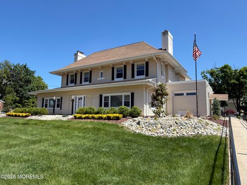 102a-213 Main St, Matawan, NJ, 07747-3221 | Card Image