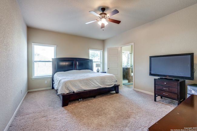 508 Saddle Pass, House other with 3 bedrooms, 2 bathrooms and null parking in Cibolo TX | Image 8