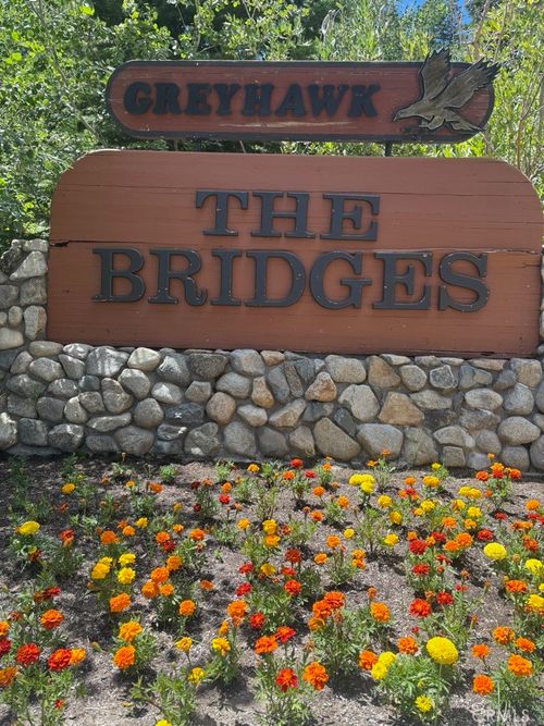 49 Bridges Ln, Mammoth Lakes, CA, 93546-9839 | Card Image
