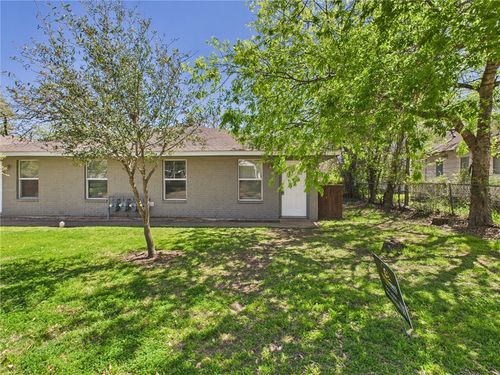 6-105 Davis Street, Bryan, TX, 77801 | Card Image