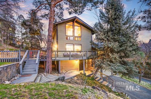 253 W Skylark Drive, Boise, ID, 83702 | Card Image