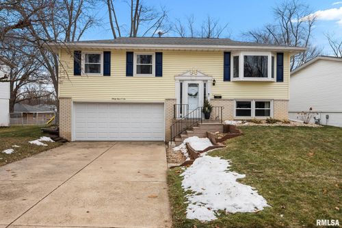 3306 W Birkshire Dr, Peoria, IL, 61614-2307 | Card Image