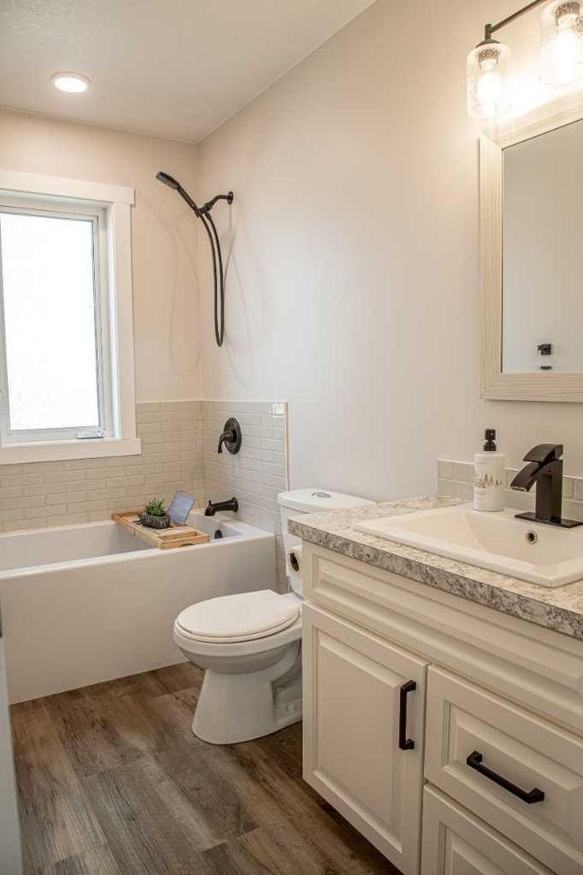 19125 Township Road 1104, House other with 5 bedrooms, 3 bathrooms and 10 parking in High Level AB | Image 24