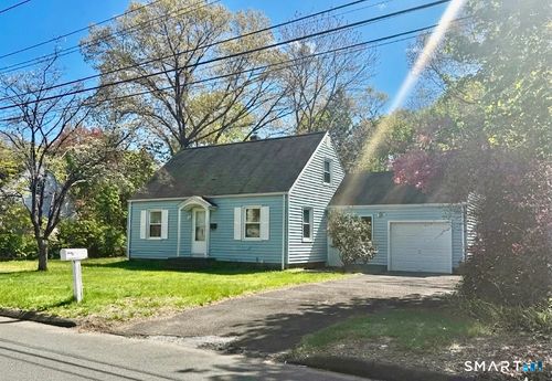 10 Monroe St, North Haven, CT, 06473-1812 | Card Image