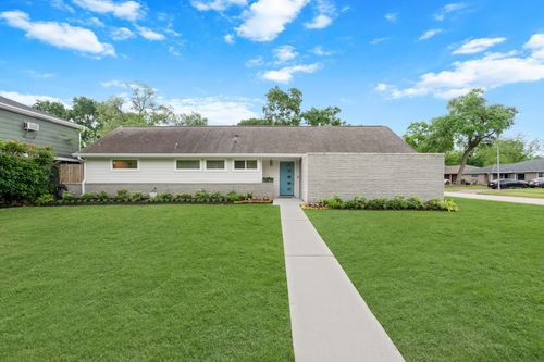5451 Stillbrooke Dr, Houston, TX, 77096-5033 | Card Image