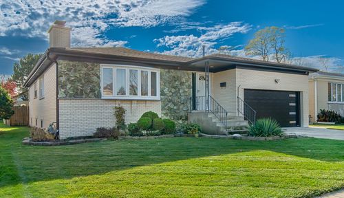 505 Dover Dr, Des Plaines, IL, 60018-5545 | Card Image