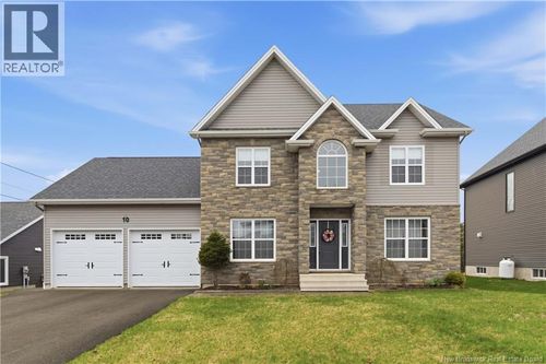 10 Turnberry Crt, Moncton, NB, E1G5R8 | Card Image