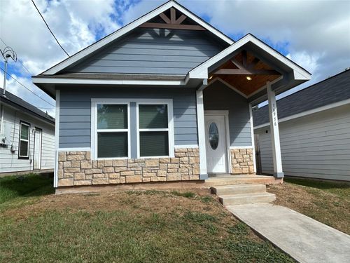 16956 W Ivanhoe, Montgomery, TX, 77316-6731 | Card Image