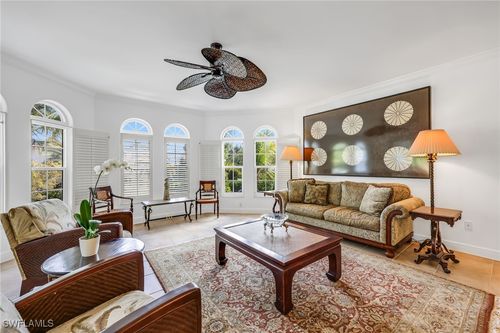 102-364 5th St S, NAPLES, FL, 34102-6366 | Card Image