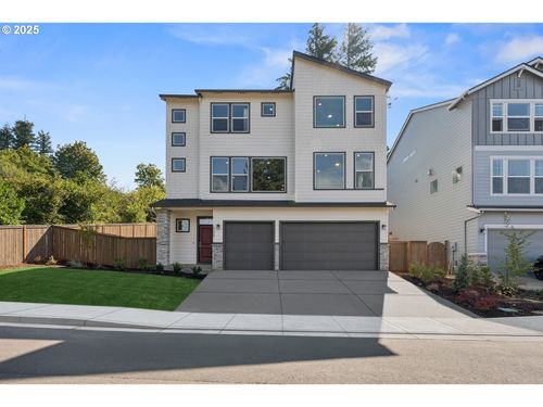 22987 Bland Cir, West Linn, OR, 97068-9217 | Card Image