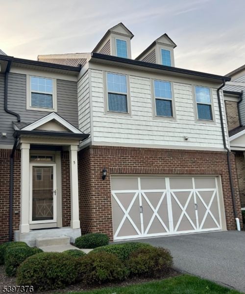 5 Albert Ct, Randolph, NJ, 07869-4189 | Card Image