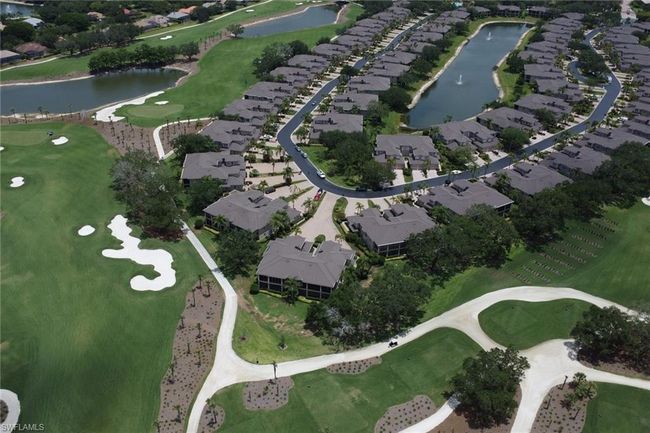 APT-2004 - 762 Regency Reserve Cir, Condo with 3 bedrooms, 3 bathrooms and 2 parking in NAPLES FL | Image 38