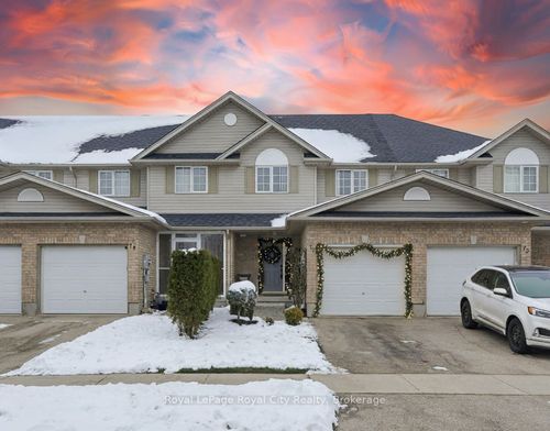 {{alt}} | Card Image