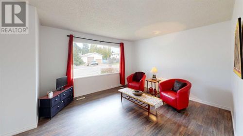 19 Baxter Cres, Whitecourt, AB, T7S1E5 | Card Image