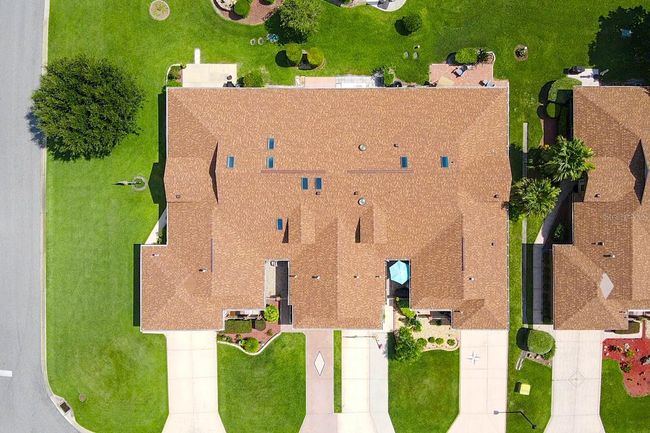 5512 Rosewall Cir, House other with 2 bedrooms, 2 bathrooms and null parking in LEESBURG FL | Image 34