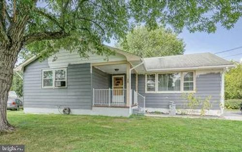 28 Malaga Ter, MALAGA, NJ, 08328-4300 | Card Image