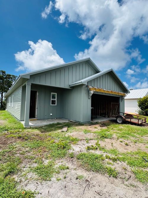 1713 Saint Georges Ct, Eastpoint, FL, 32328-3687 | Card Image