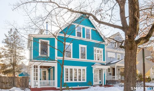 194 Canner St, New Haven, CT, 06511-2233 | Card Image