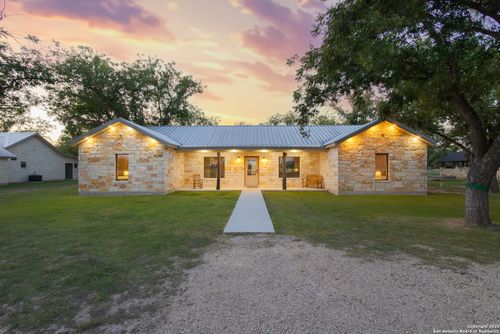 370 Johnny Seibert Ln, Leakey, TX, 78873 | Card Image