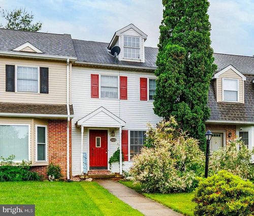 1104 Hampden Dr, STRASBURG, PA, 17579-1121 | Card Image