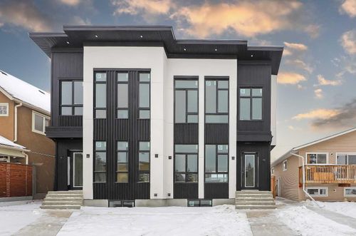 4605 80 St Nw, Calgary, AB, T3B2P2 | Card Image