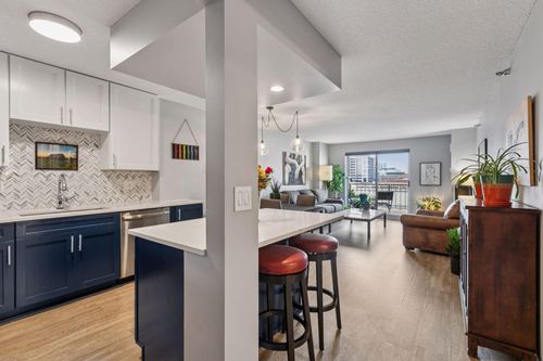 unit-816-401 S 1st St, Minneapolis, MN, 55401-2566 | Card Image
