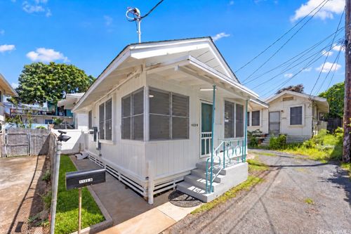 1123B 2nd Ave, Honolulu, HI, 96816-5826 | Card Image