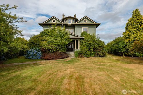 14142 Laconner Whitney Rd, Mount Vernon, WA, 98273-4717 | Card Image