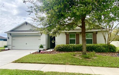 147 Point Pleasant Rd, DELAND, FL, 32724-9746 | Card Image