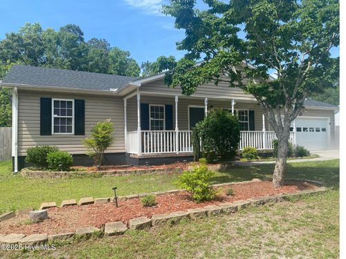 108 Wheaton Dr, Richlands, NC, 28574-8192 | Card Image