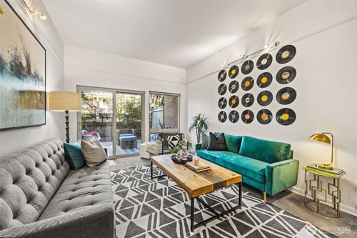 apt-202-2301 Ne 65th St, Seattle, WA, 98115-7001 | Card Image