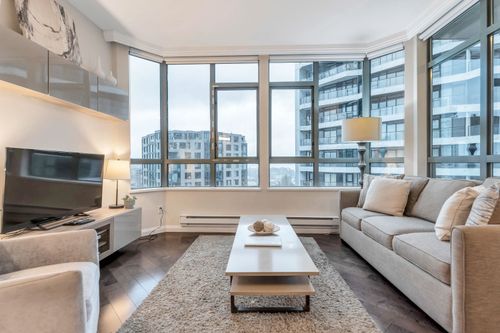 {{alt}} | Card Image