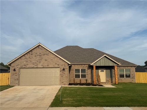 134 N Banner Ave, Farmington, AR, 72730-3195 | Card Image