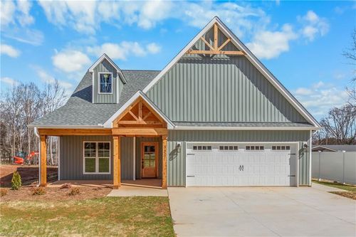 3427 Transou Road, Pfafftown, NC, 27040 | Card Image