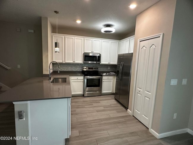 7371 Palm Hills Dr, Townhouse with 3 bedrooms, 3 bathrooms and null parking in JACKSONVILLE FL | Image 15