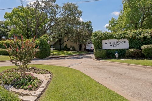 123-7452 E Northwest Hwy, Dallas, TX, 75231-7330 | Card Image