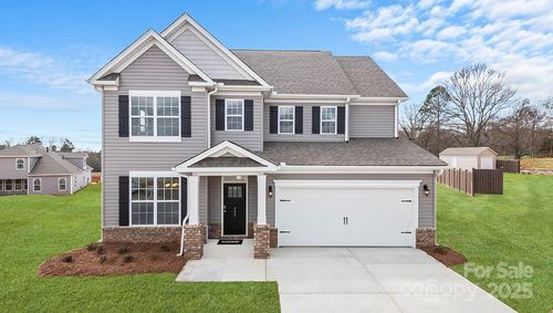 607 Fox Cove Rd, Hendersonville, NC, 28792-0653 | Card Image