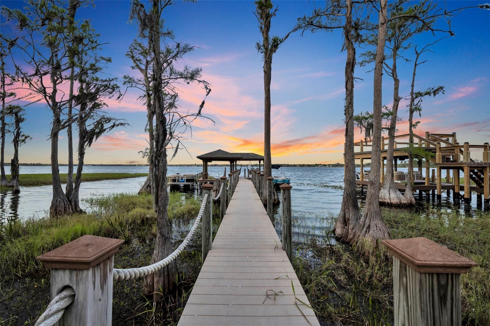 Trout Rd, Orlando, FL 32836