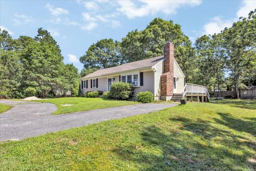 30 Patience Ln, Cotuit, MA, 02635-2607 | Card Image