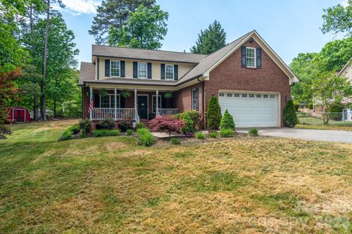 1091 Rollingwood Dr, Claremont, NC, 28610-8208 | Card Image