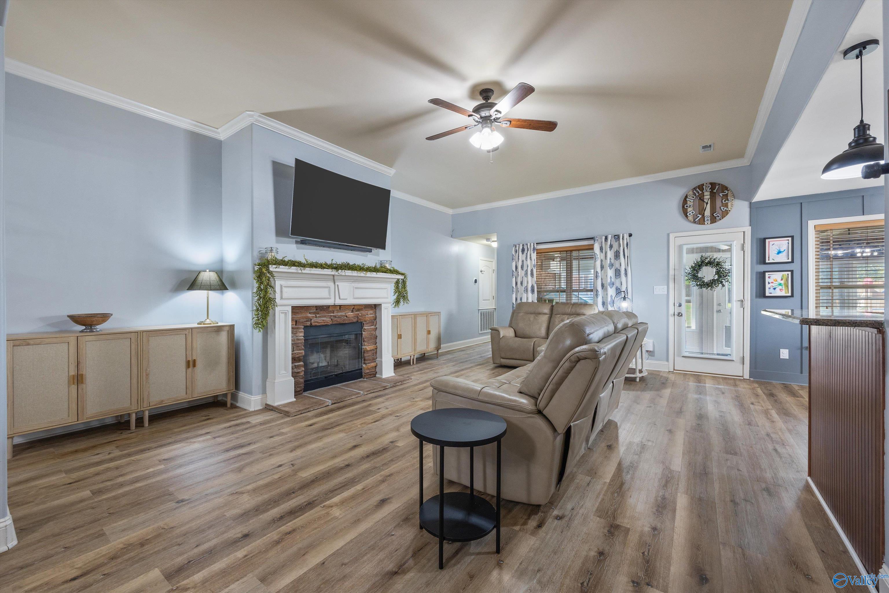 Silent Spring Dr, Athens, AL 35613