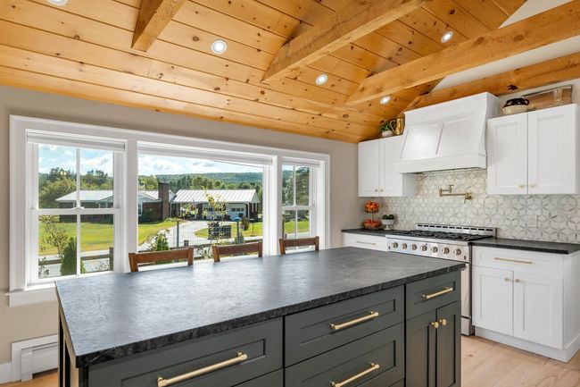 8 Hayward Rd, House other with 3 bedrooms, 3 bathrooms and null parking in Plainfield NH | Image 45