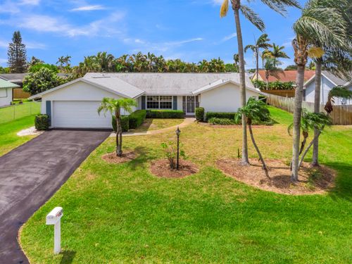 121 W Cypress Rd, Greenacres, FL, 33467-4815 | Card Image